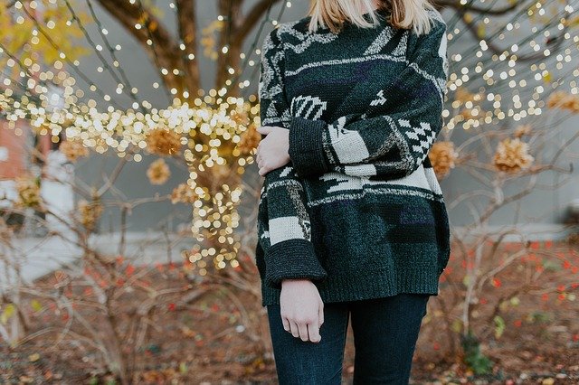Swetry damskie idealne na co dzień